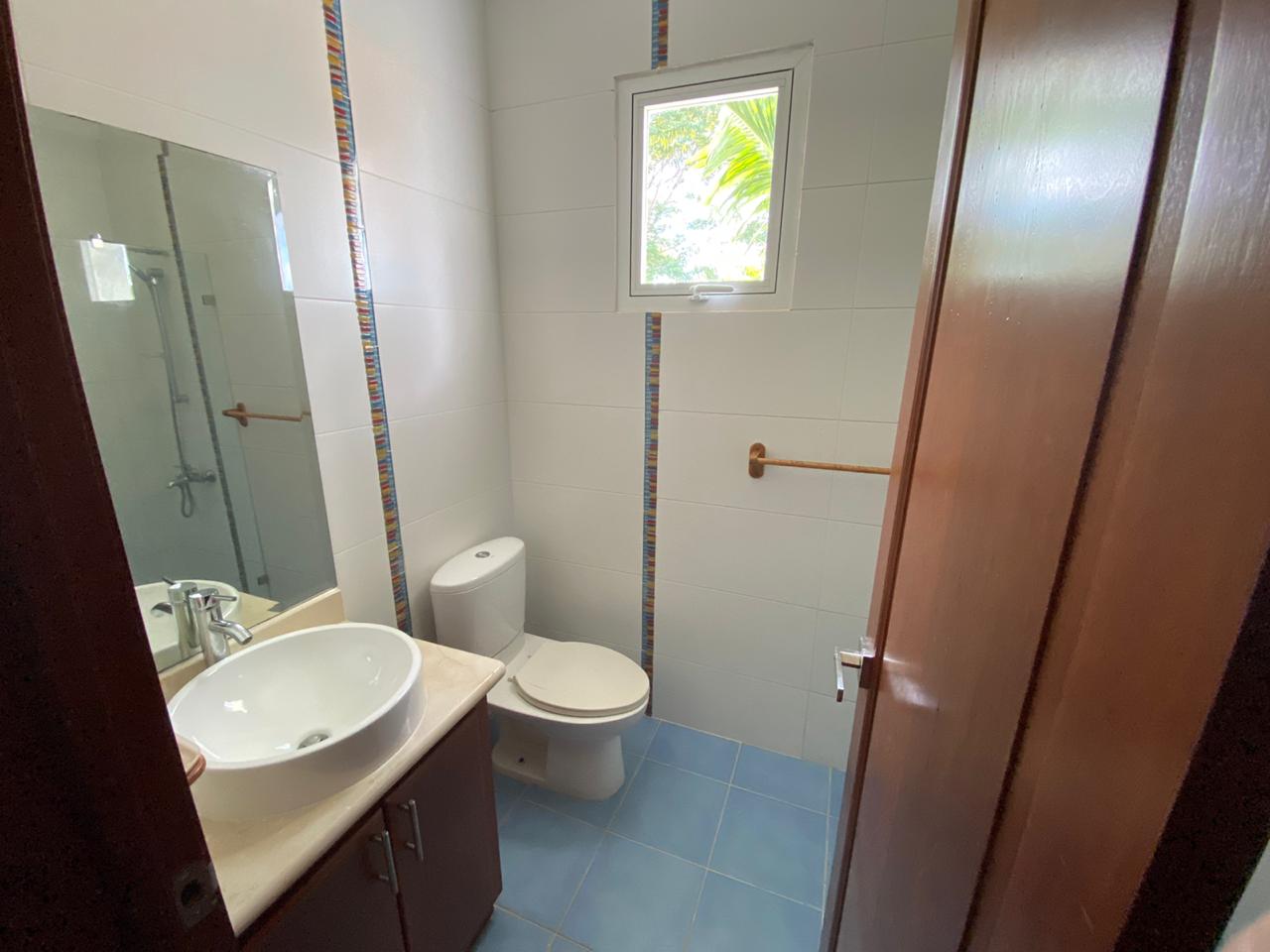 Villa en venta en Juan Dolió de 4 habitaciones Foto 7271144-6.jpg