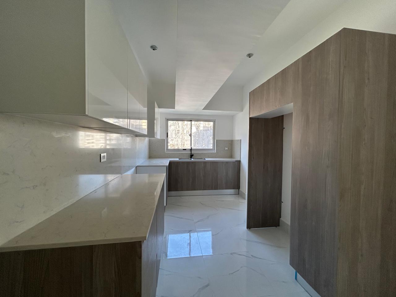 Vendo Excelente Apto en PIANTINI Prox. a la LINCOLN 3 HABS. 139 Mts.2  Foto 7271145-4.jpg