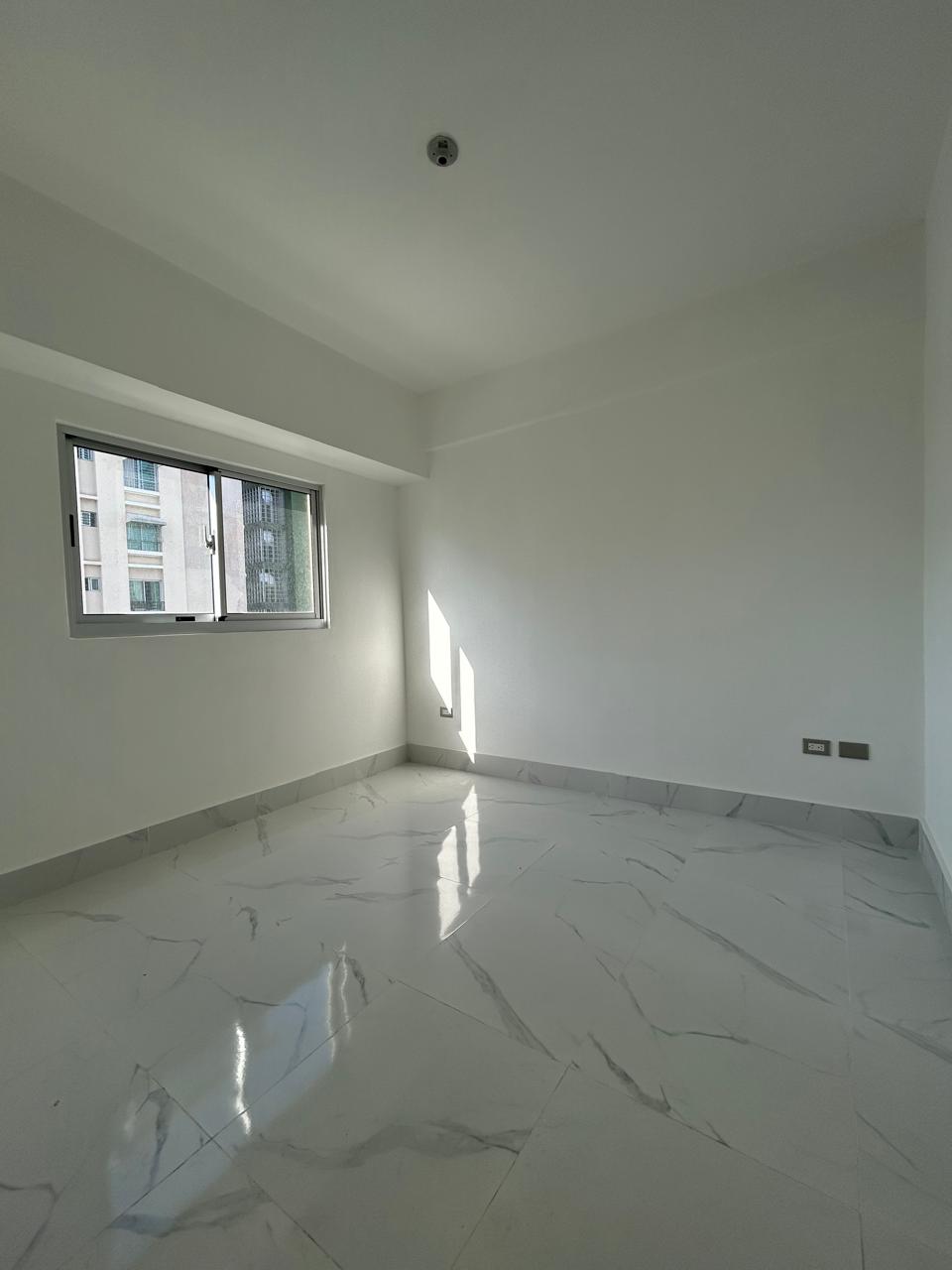 Vendo Excelente Apto en PIANTINI Prox. a la LINCOLN 3 HABS. 139 Mts.2  Foto 7271145-9.jpg