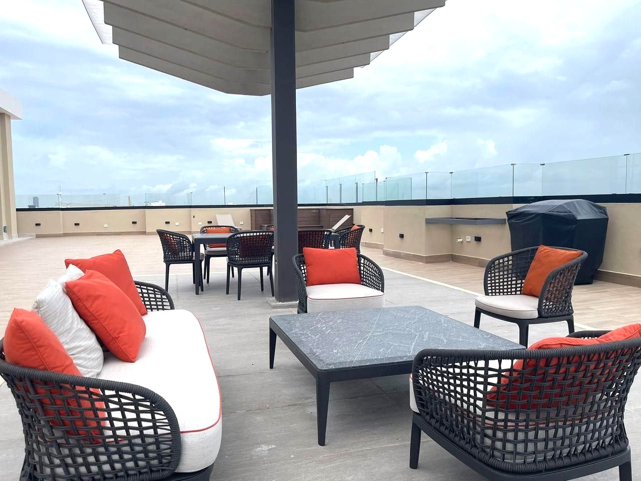 Alquiler de apartamento vacío nuevo a estrenar en Evaristo Morales Foto 7271199-12.jpg