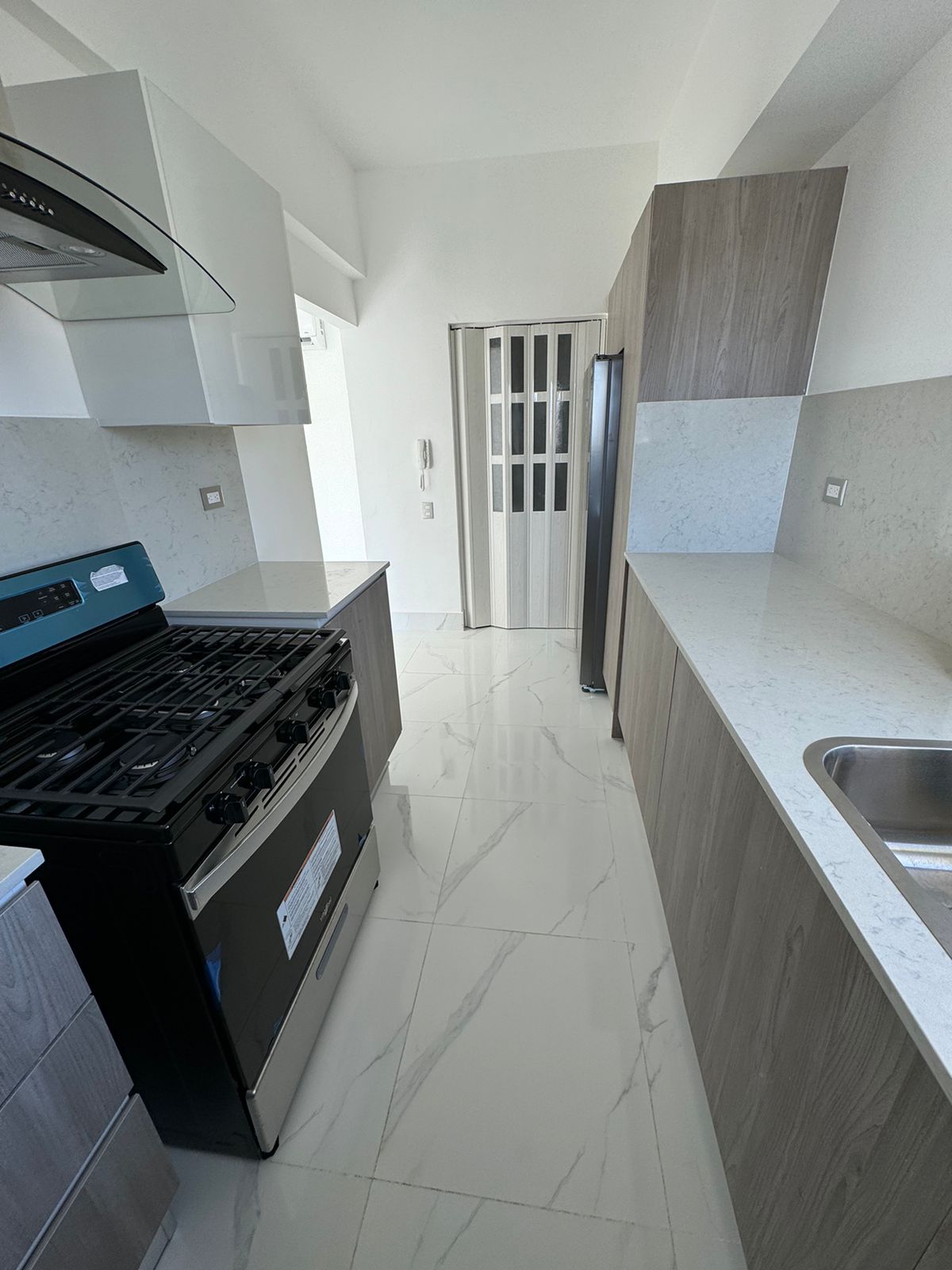 Apartamento en Alquiler en Piantini con Linea Blanca de 1 habitacion Foto 7271200-6.jpg