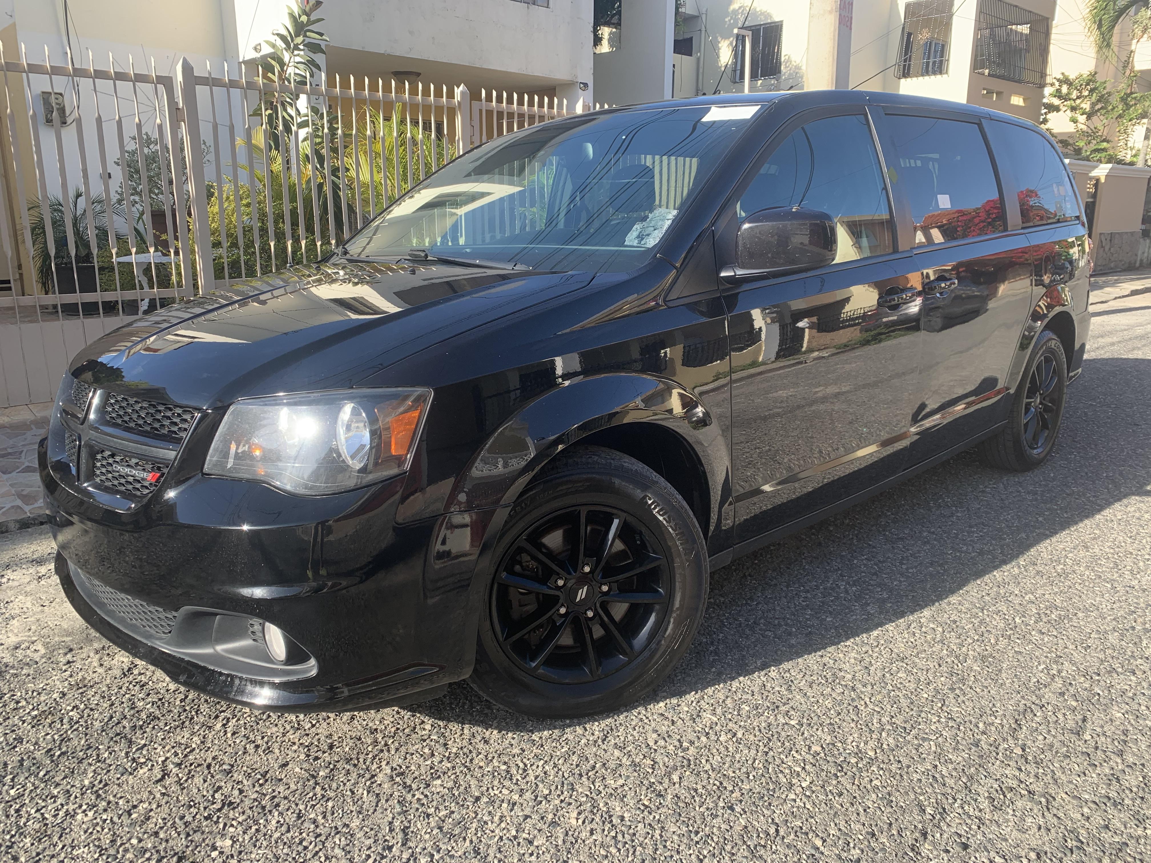 DODGE grand CARAVAN SXT 2019 Foto 7271325-2.jpg