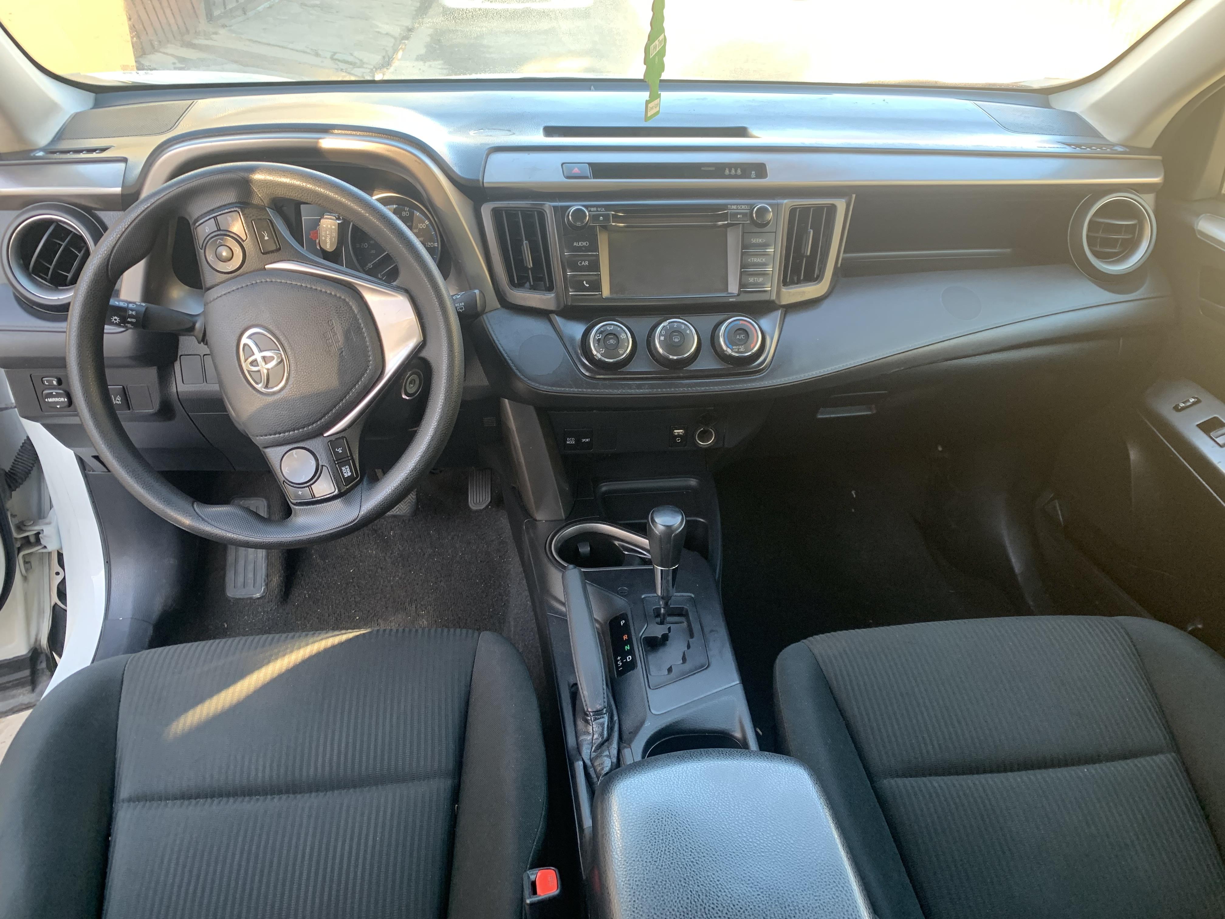 Toyota RAV4 2018 Foto 7271330-3.jpg