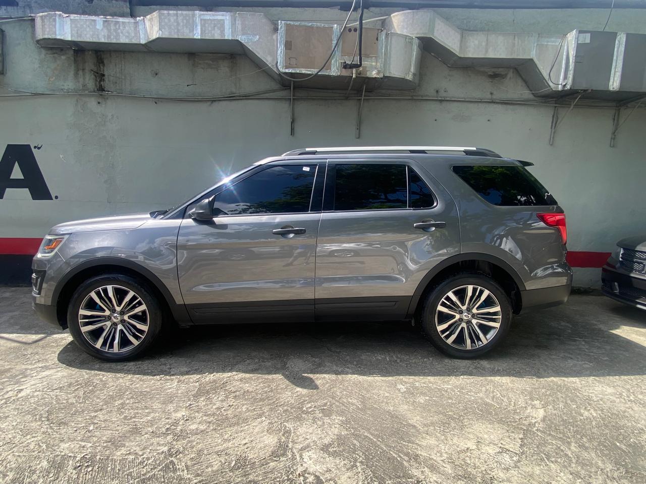 Ford Explorer 2017 Foto 7271335-7.jpg