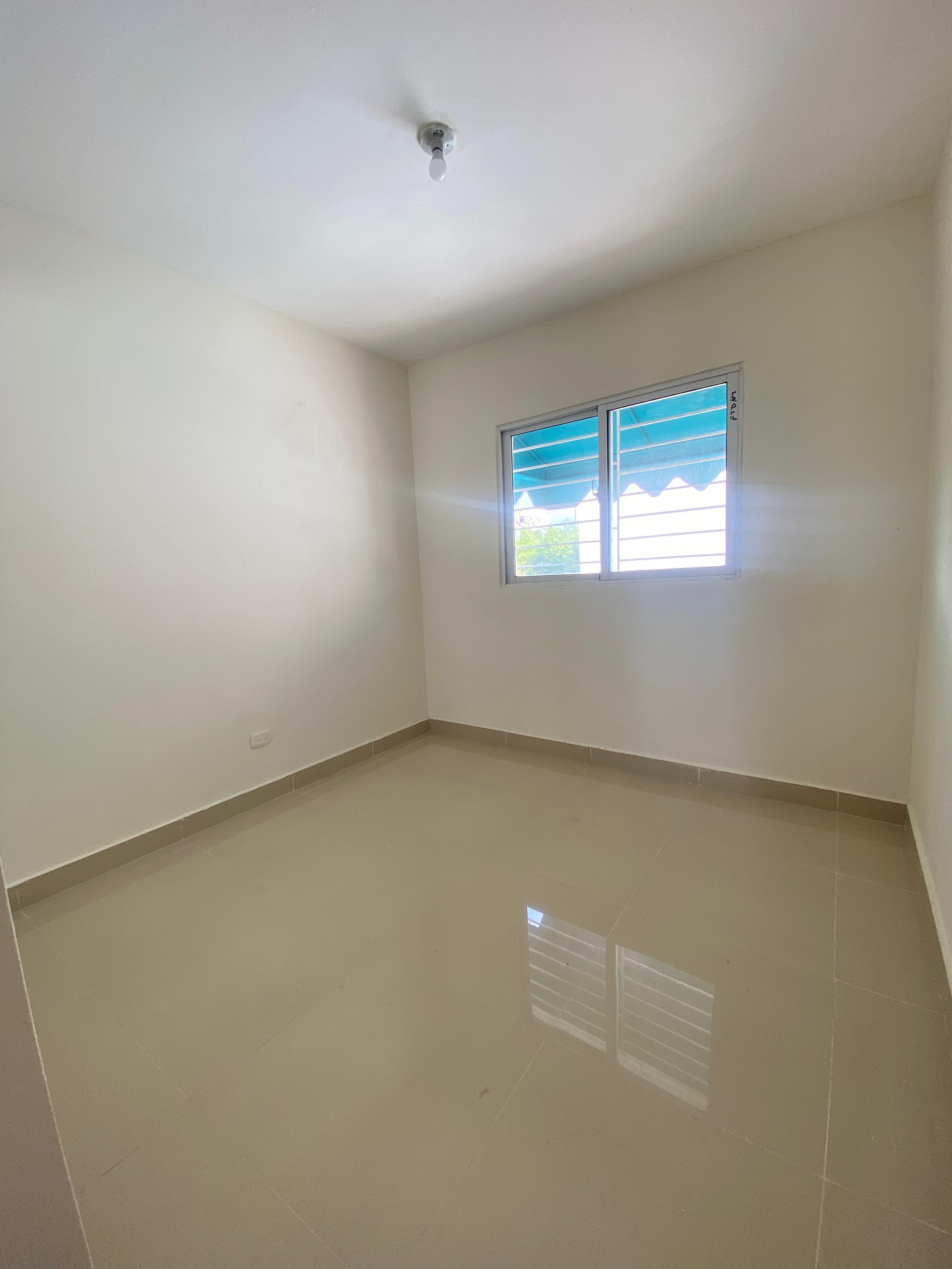 Apartamento en alquiler con opción a compra! de 3 habitaciones  Foto 7271337-10.jpg