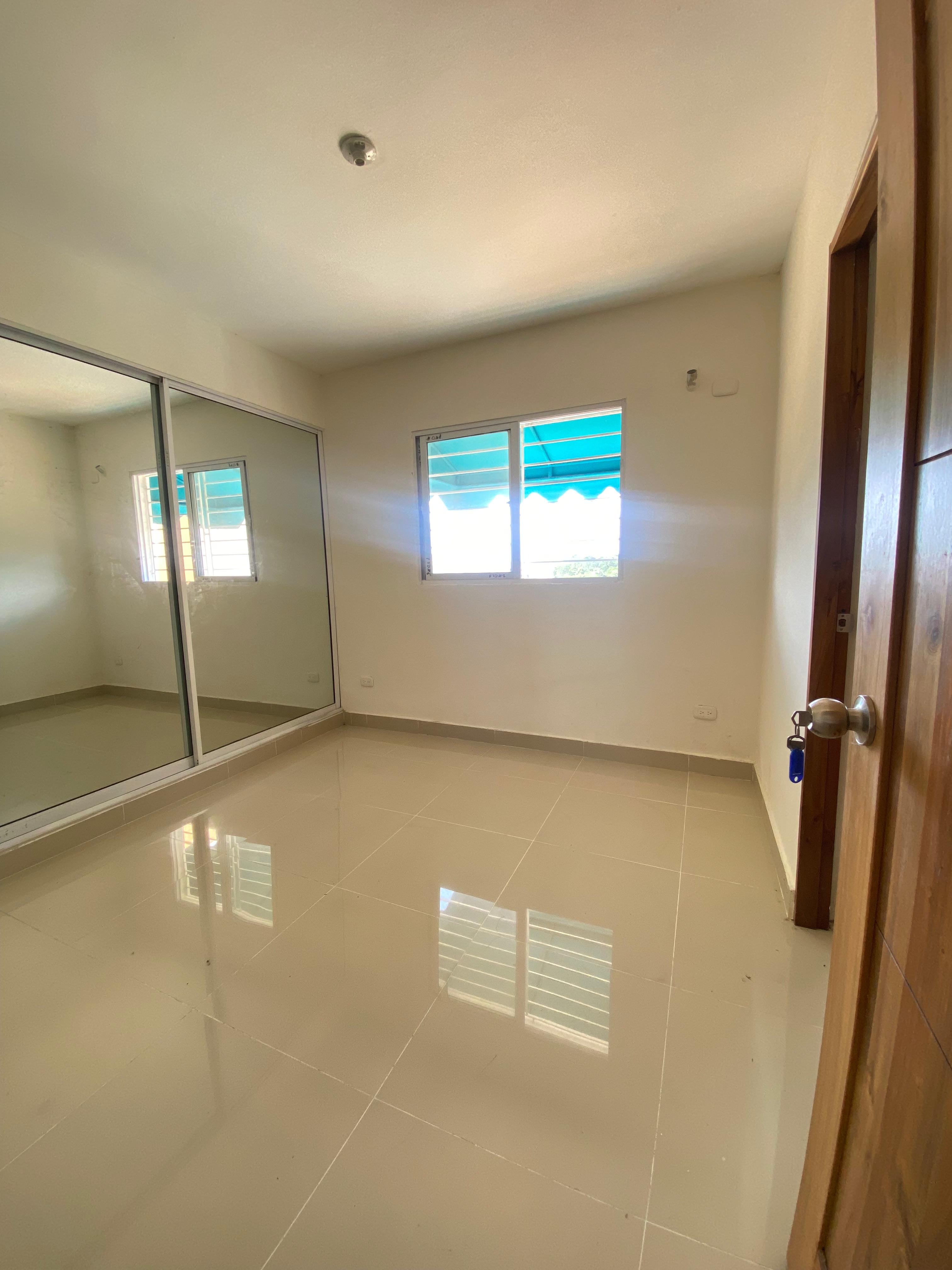 Apartamento en alquiler con opción a compra! de 3 habitaciones  Foto 7271337-5.jpg