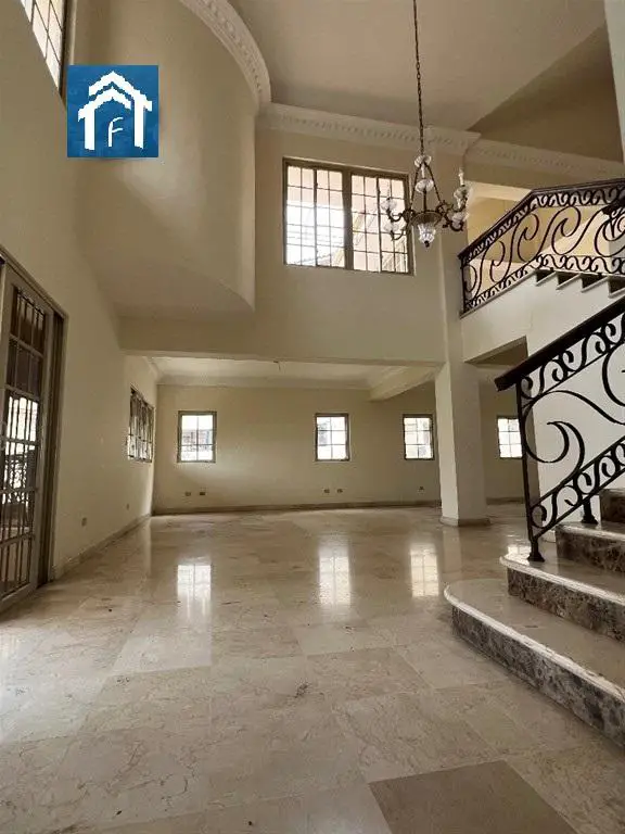 Penthouse Clásico en Naco Frente al Parque de Corazones Unidos Foto 7271449-2.jpg