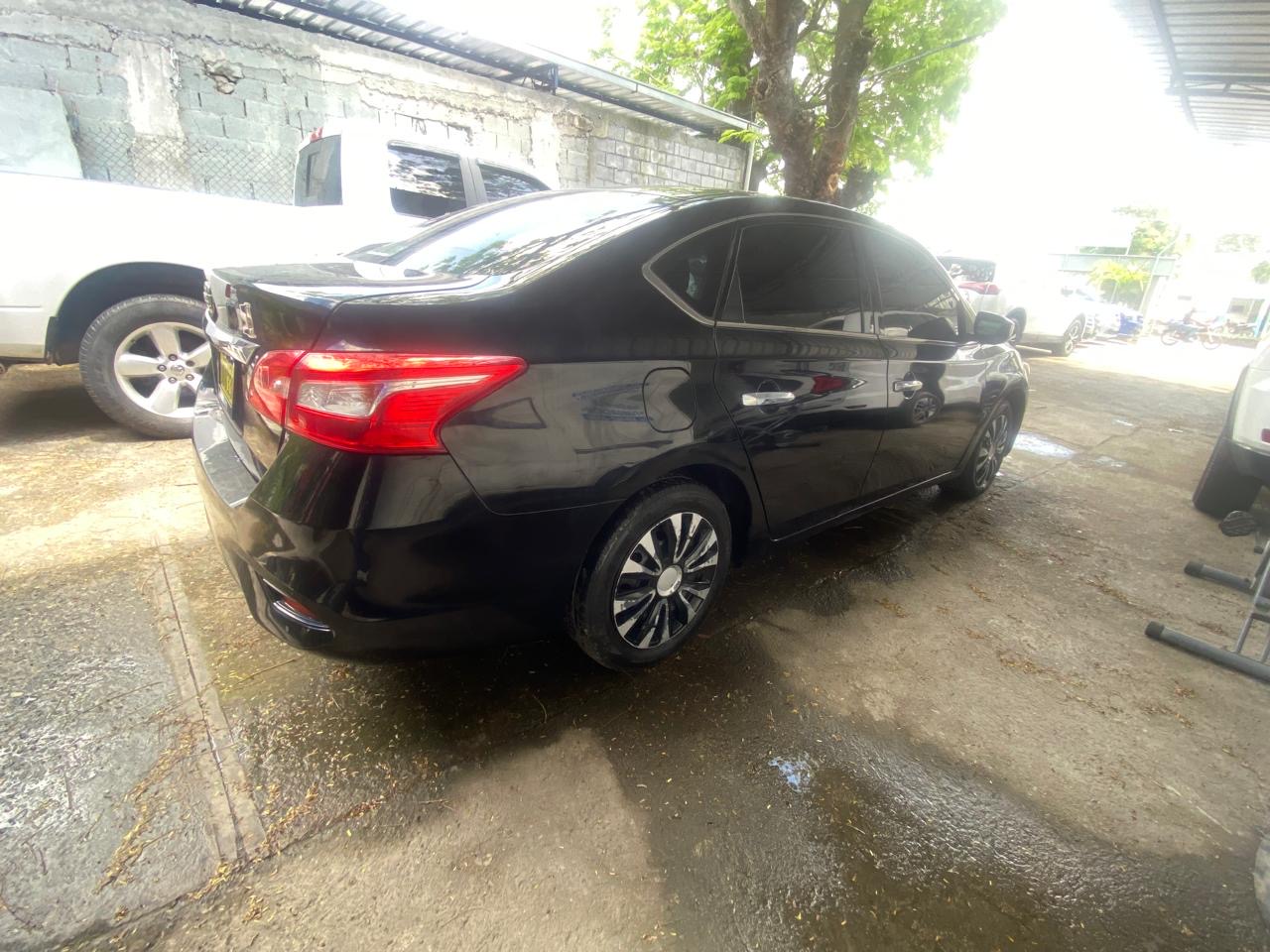 Nissan Sentra S 2019 Foto 7271454-2.jpg