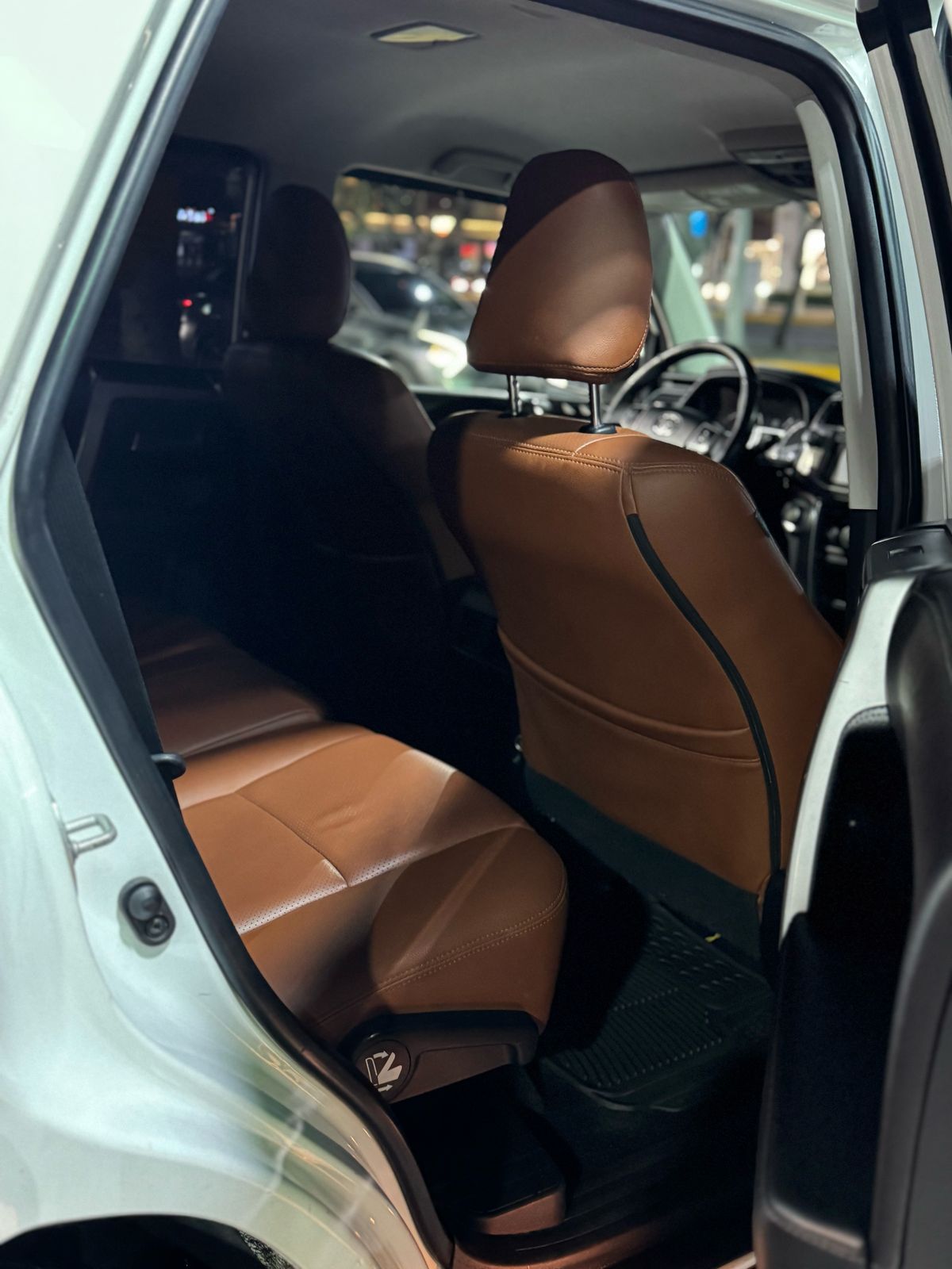 TOYOTA 4 RUNNER 2017 Foto 7271460-3.jpg