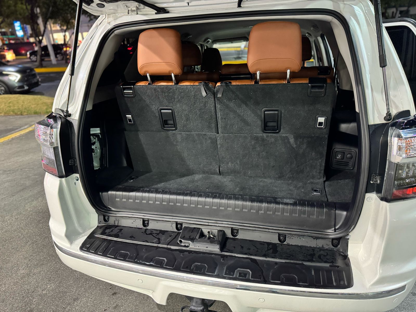 TOYOTA 4 RUNNER 2017 Foto 7271460-4.jpg