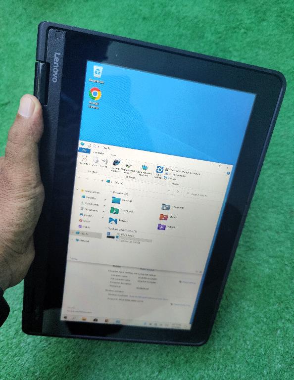 pantalla touch Lenovo convertible Windows 11 con disco de 128GB SSD YO Foto 7271466-2.jpg