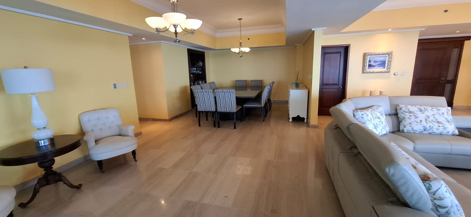 Apartamento en venta en Malecón center semi-amuebaldo 3 habitaciones Foto 7271471-2.jpg