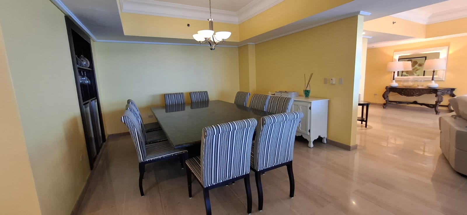 Apartamento en venta en Malecón center semi-amuebaldo 3 habitaciones Foto 7271471-6.jpg