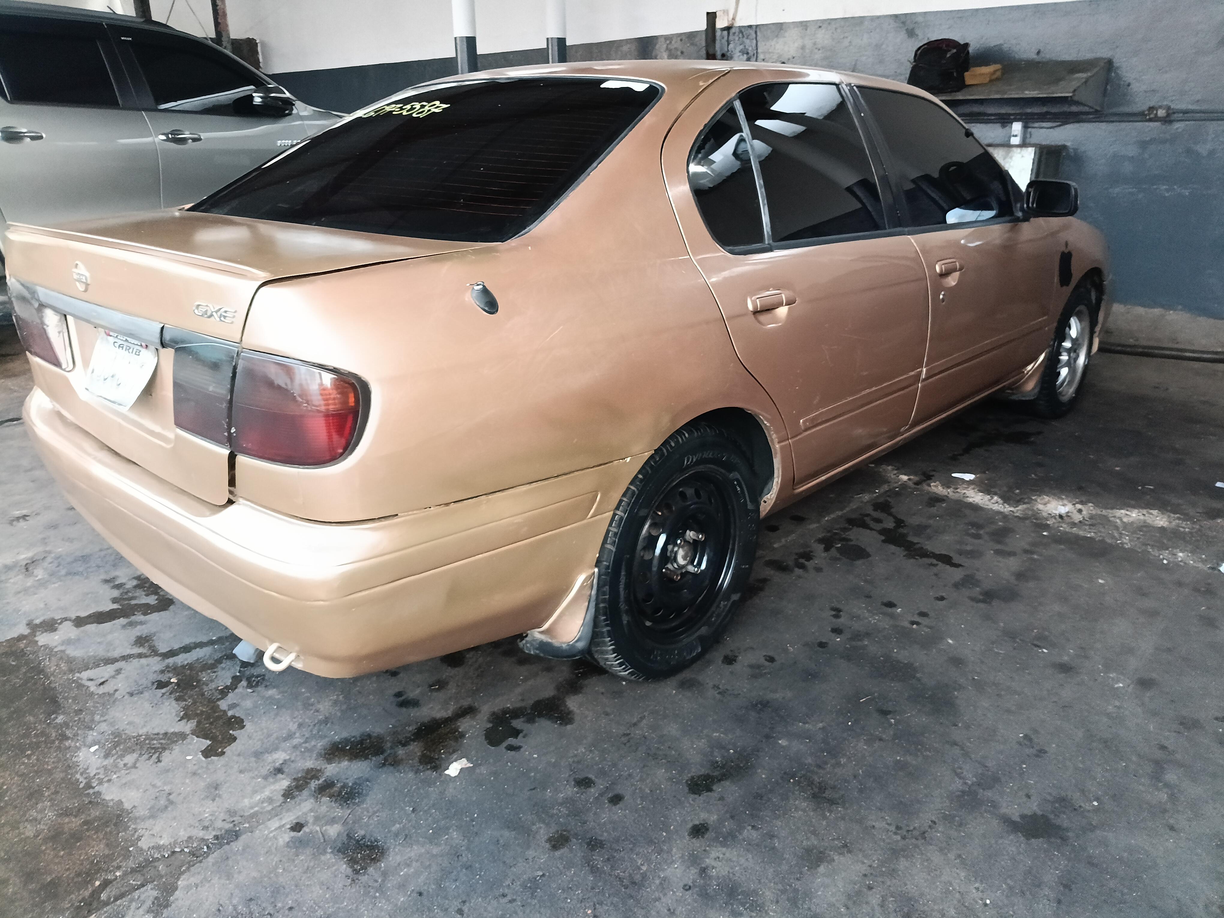 Mi Nissan Primera GXE 2001 Foto 7271485-6.jpg