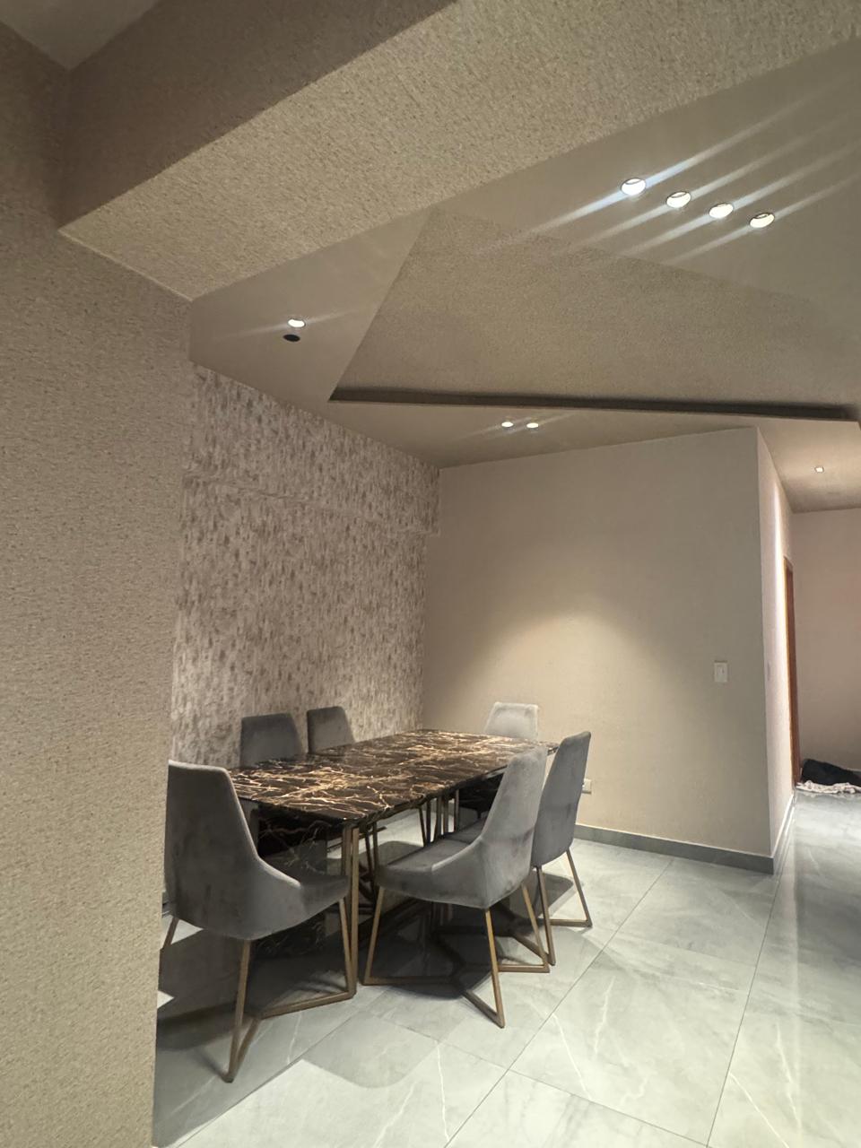 Comedor Moderno – Estilo y Exclusividad Foto 7271499-1.jpg