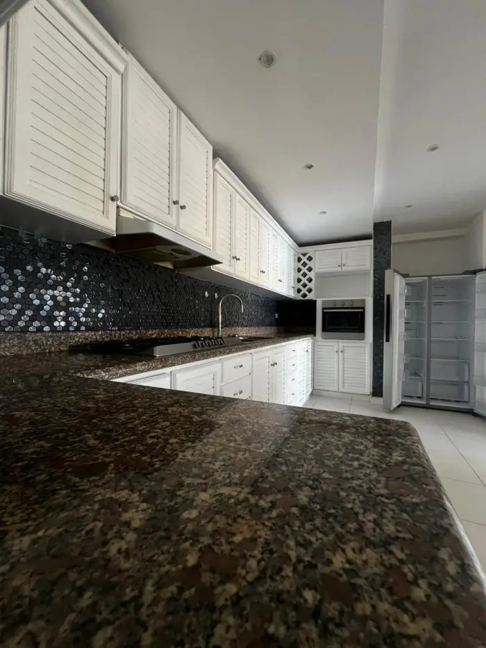 APARTAMENTO DE OPORTUNIDAD AMUEBLADO EN PIANTINI Foto 7271528-4.jpg