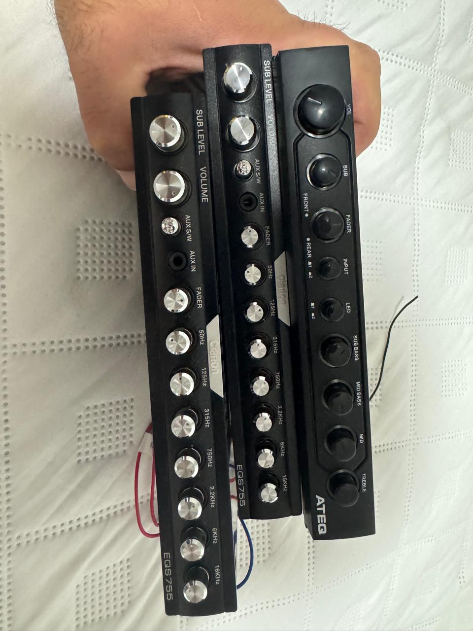 DOS PRE CLARION EQS755-7 BAND Y UN PRE AUTO TEK ATEQ 4BAND EQ Foto 7271549-3.jpg