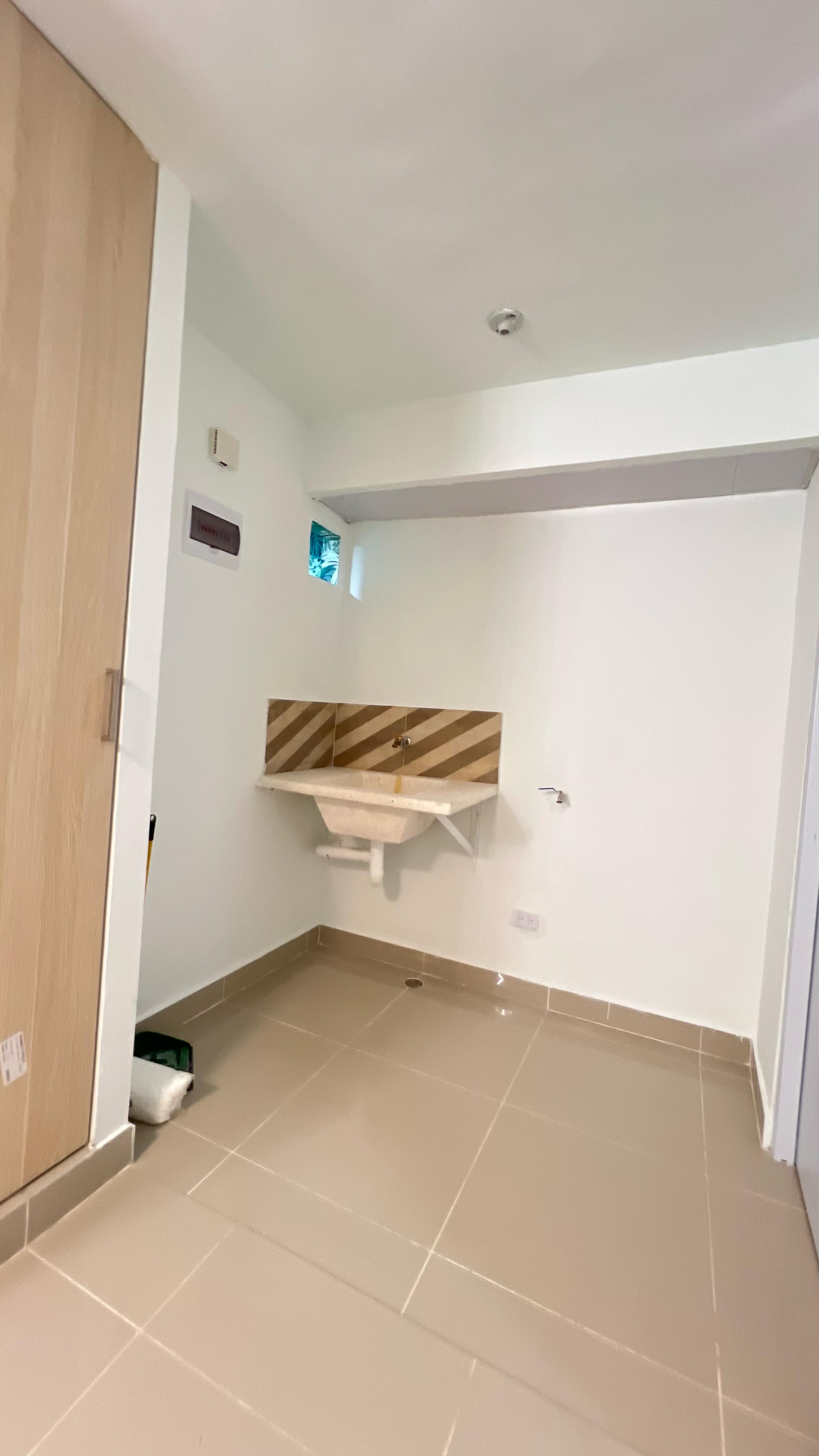 Se vende apartamento con acceso a la Aut. de san isidro y la avenida e Foto 7271555-10.jpg