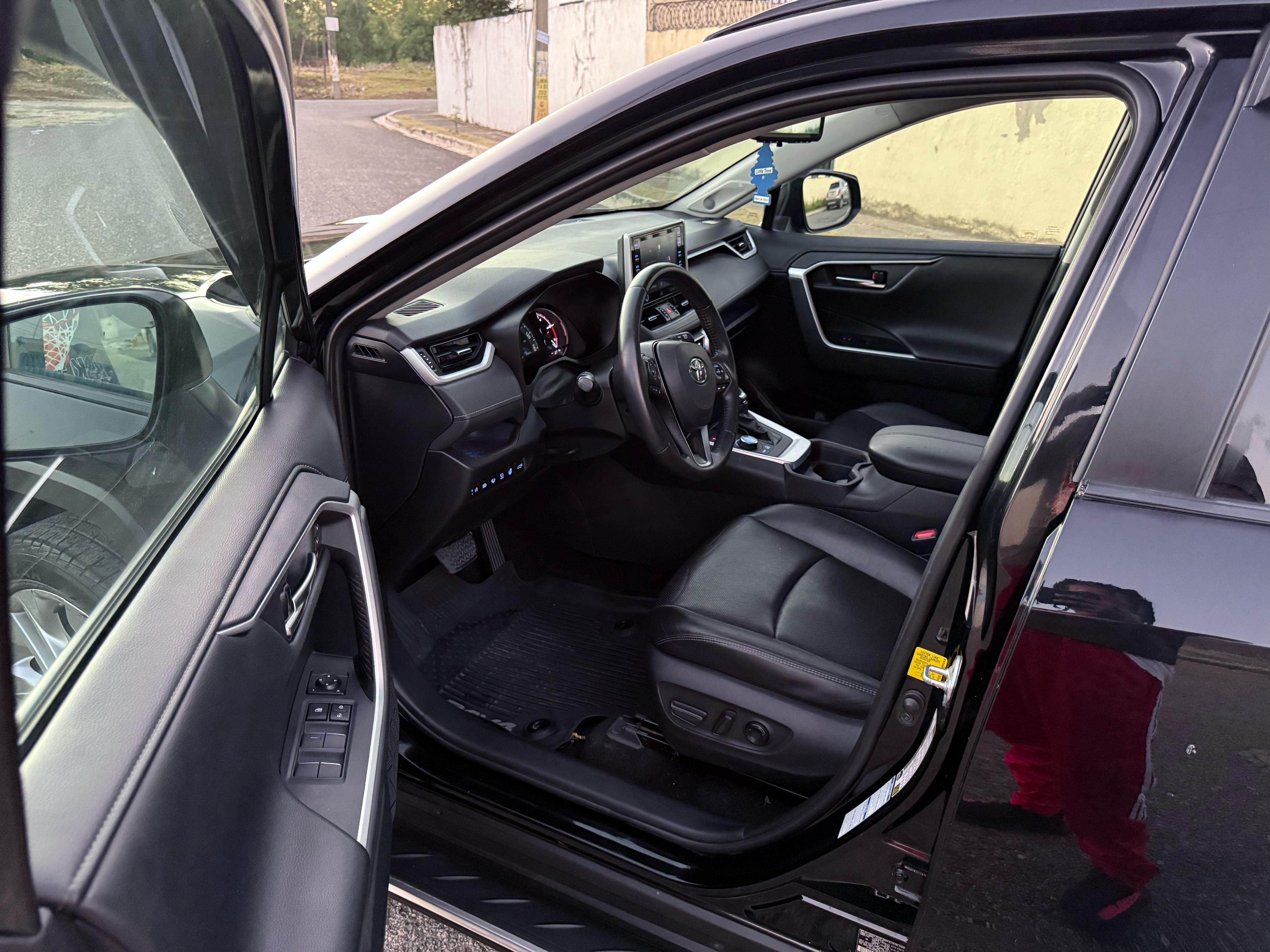 Toyota RAV4 Limited AWD 2019 Foto 7271558-6.jpg