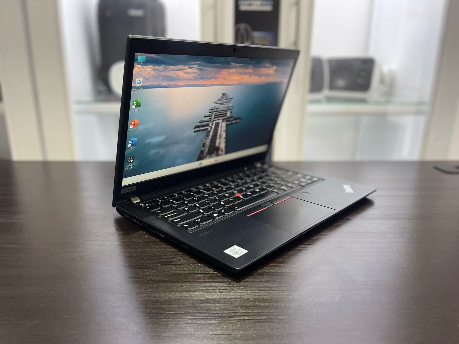 Laptop Lenovo ThinkPad T14 i7-10ma 16GB Ram 256GB SSD 14 Pulg Foto 7271681-2.jpg