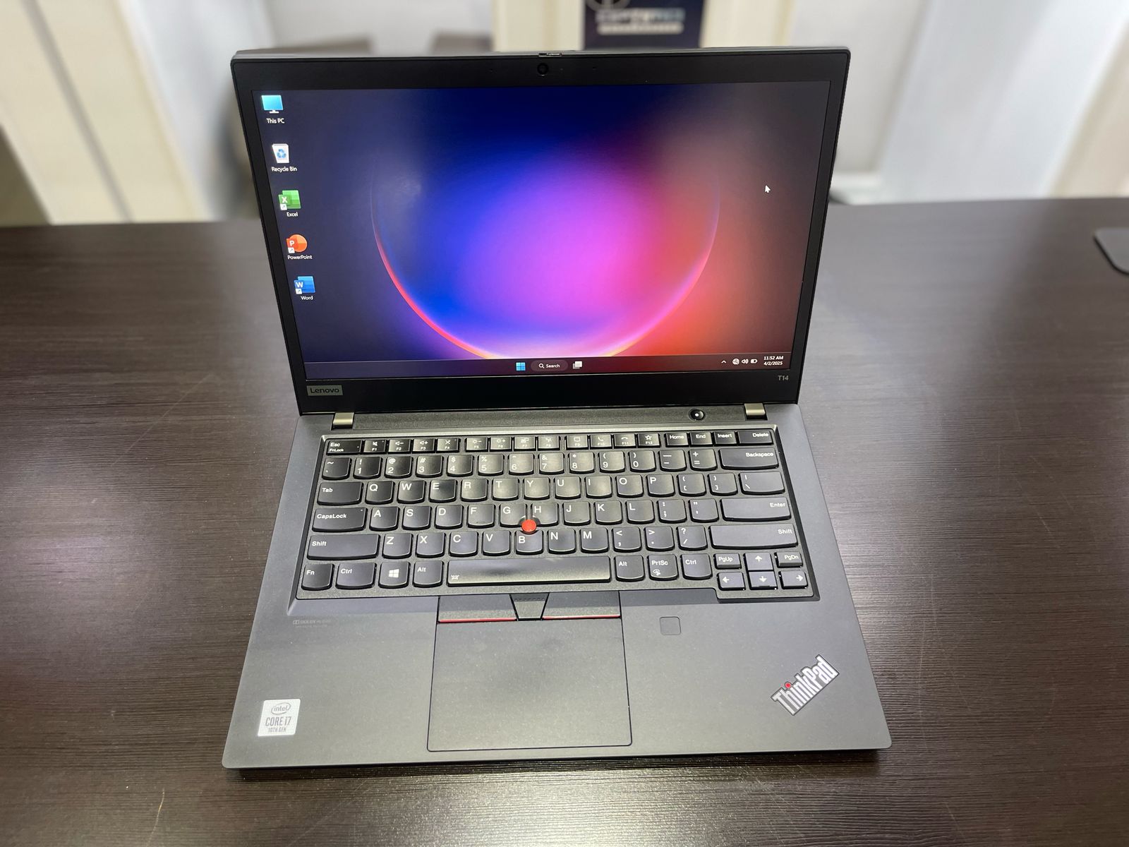 Laptop Lenovo i7 de 10ma Generacion con 16GB de ram y 510GB SSD 14 Pul Foto 7271688-5.jpg