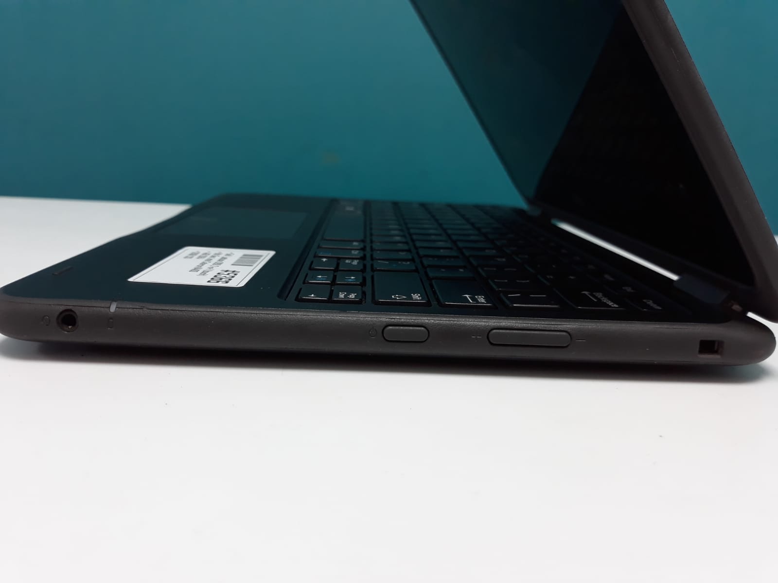 Laptop Dell Latitude 3190 touch / 8th Gen Intel Celeron N4100/ 4GB DDR Foto 7271694-5.jpg