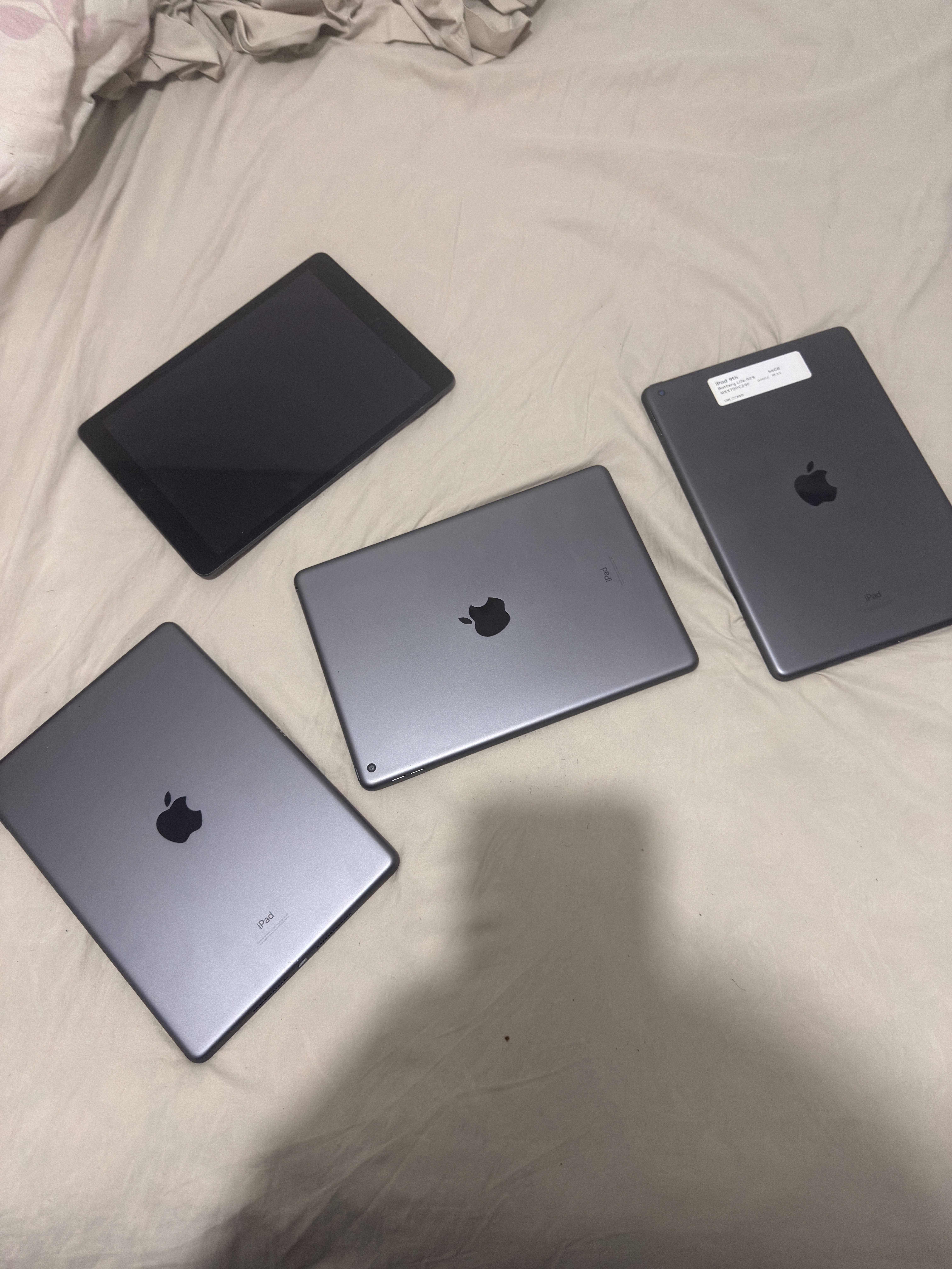 ipad 7ma Gen 32GB wifi 8500 ipad 9na Gen 64GB wifi 12500  Foto 7271736-3.jpg