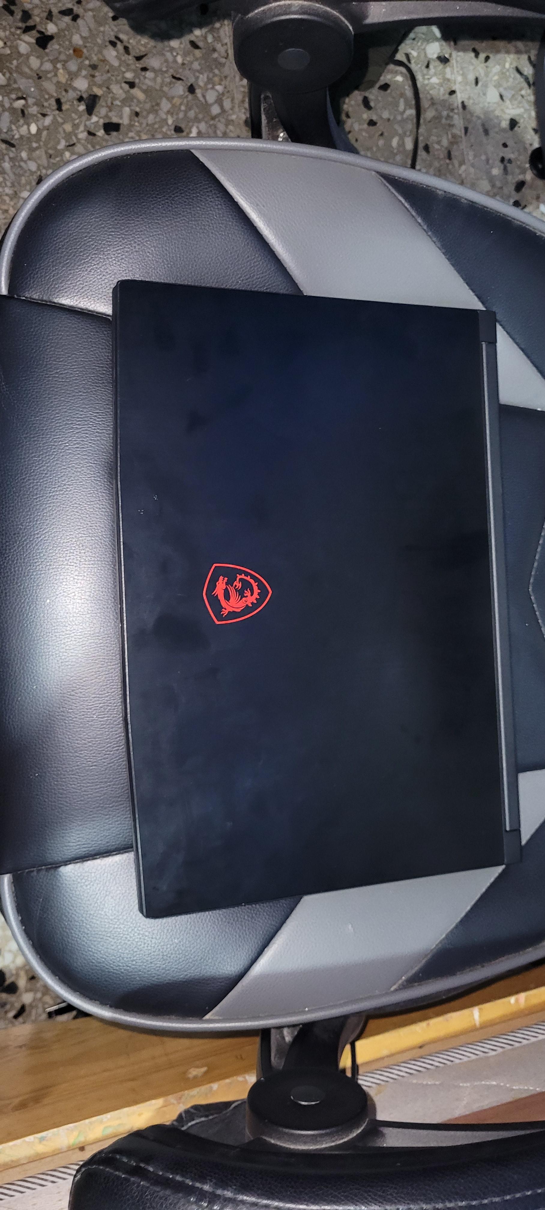 MSI GF63 PC GAMING Foto 7271752-3.jpg
