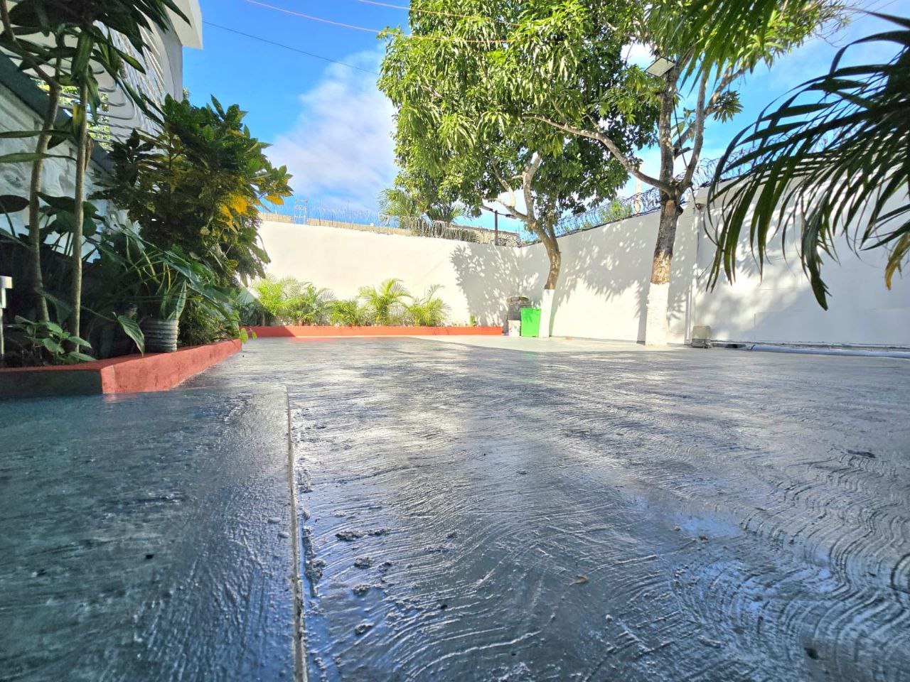 Casa Económica Exclusiva Amueblada en las Américas en el K22 en RD6500 Foto 7271785-3.jpg