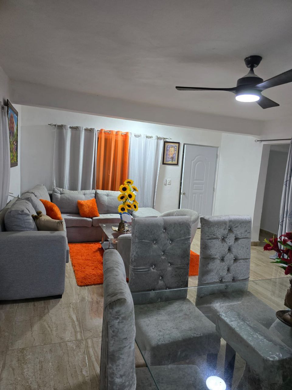 Casa Económica Exclusiva Amueblada en las Américas en el K22 en RD6500 Foto 7271785-4.jpg
