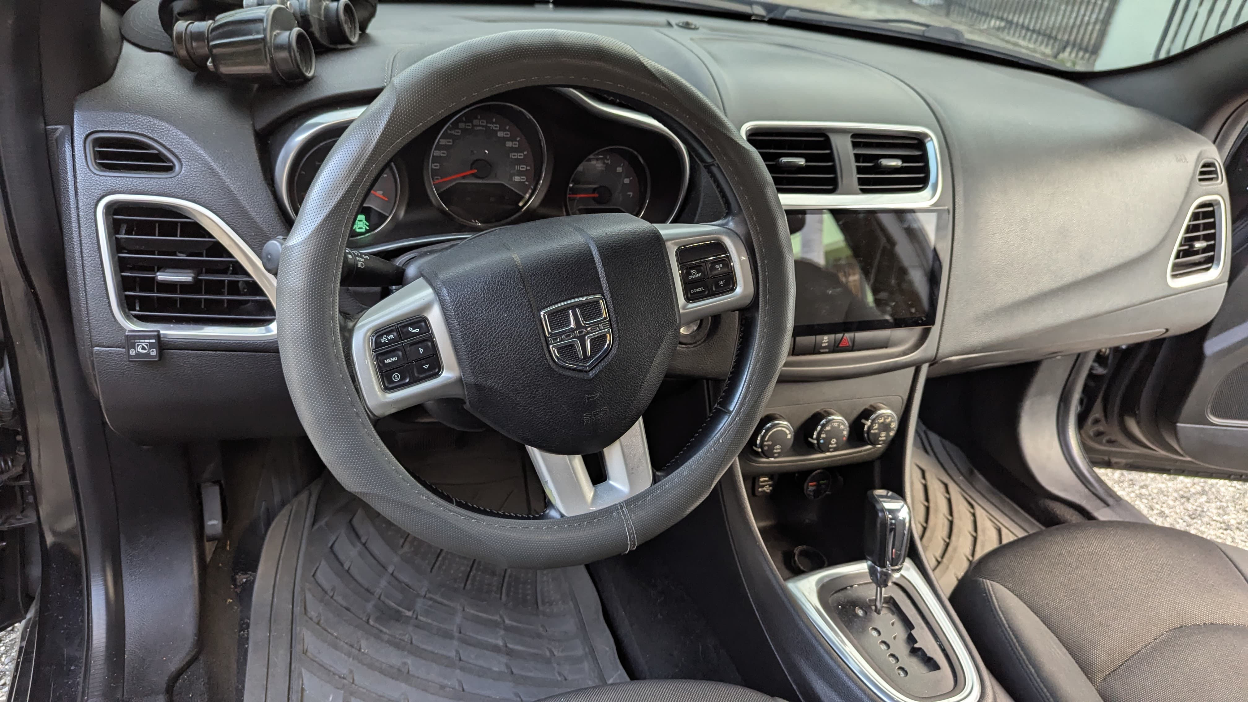 Dodge Avenger 2.4 SXT MOPART Foto 7271803-6.jpg