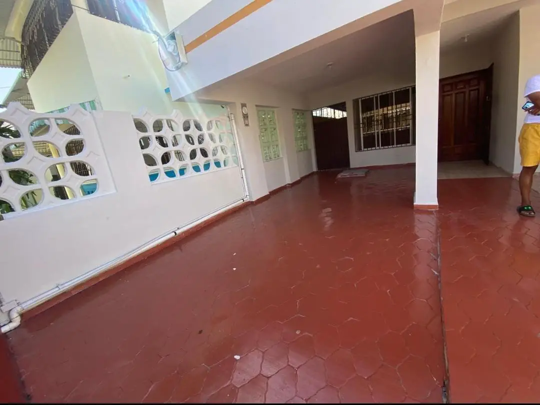 Se vende casa en Residencial Acuario detrás de la avenida España. Foto 7271807-2.jpg