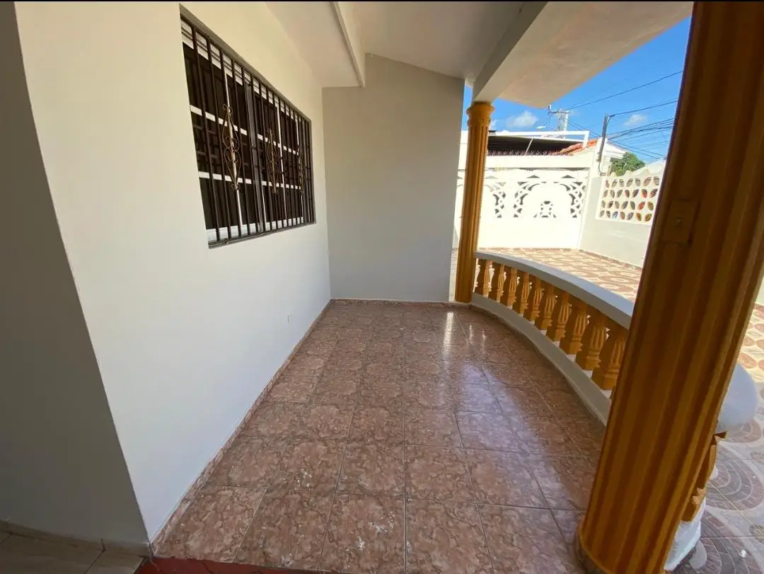Se vende casa en Residencial Acuario detrás de la avenida España. Foto 7271807-3.jpg