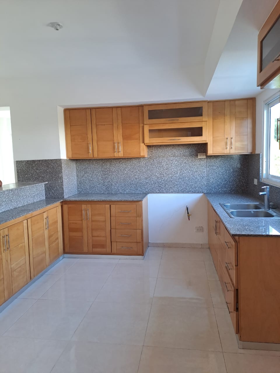 Vendo Apto en El Vergel Torre Labro 3 habs. 180 Mts.2 3er. Nivel con s Foto 7271882-4.jpg