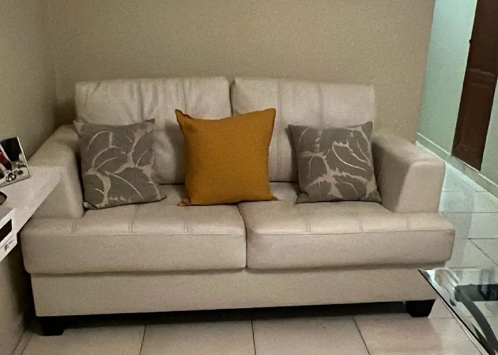 Muebles Blanco en PU Leather por motivo de Viaje Foto 7271914-1.jpg
