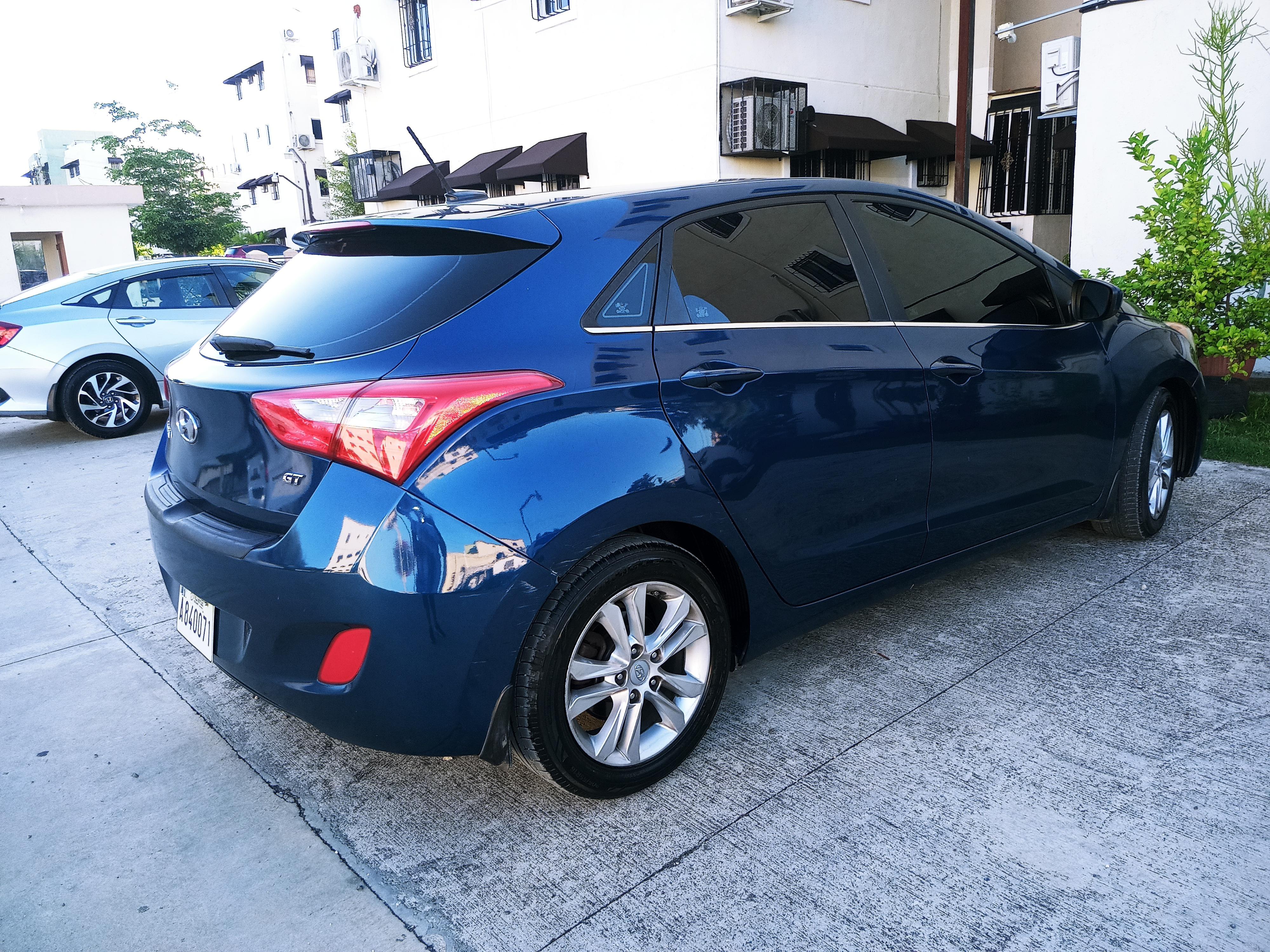 Hyundai Elantra GT 2014 Foto 7271915-6.jpg