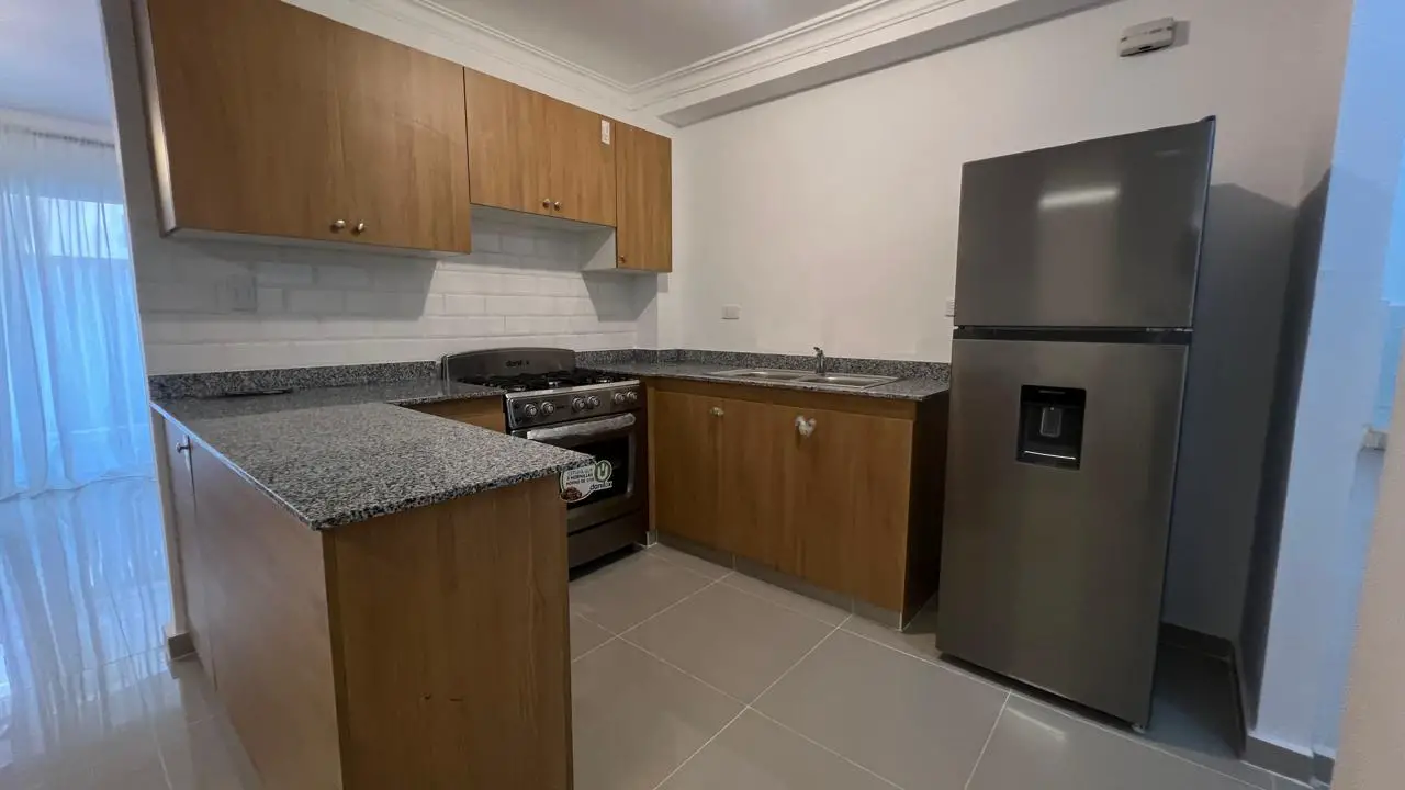 PROYECTO RESIDENCIAL CON BONO DE VIVIENDA UBICADO A POCOS METROS DE LA Foto 7271925-3.jpg