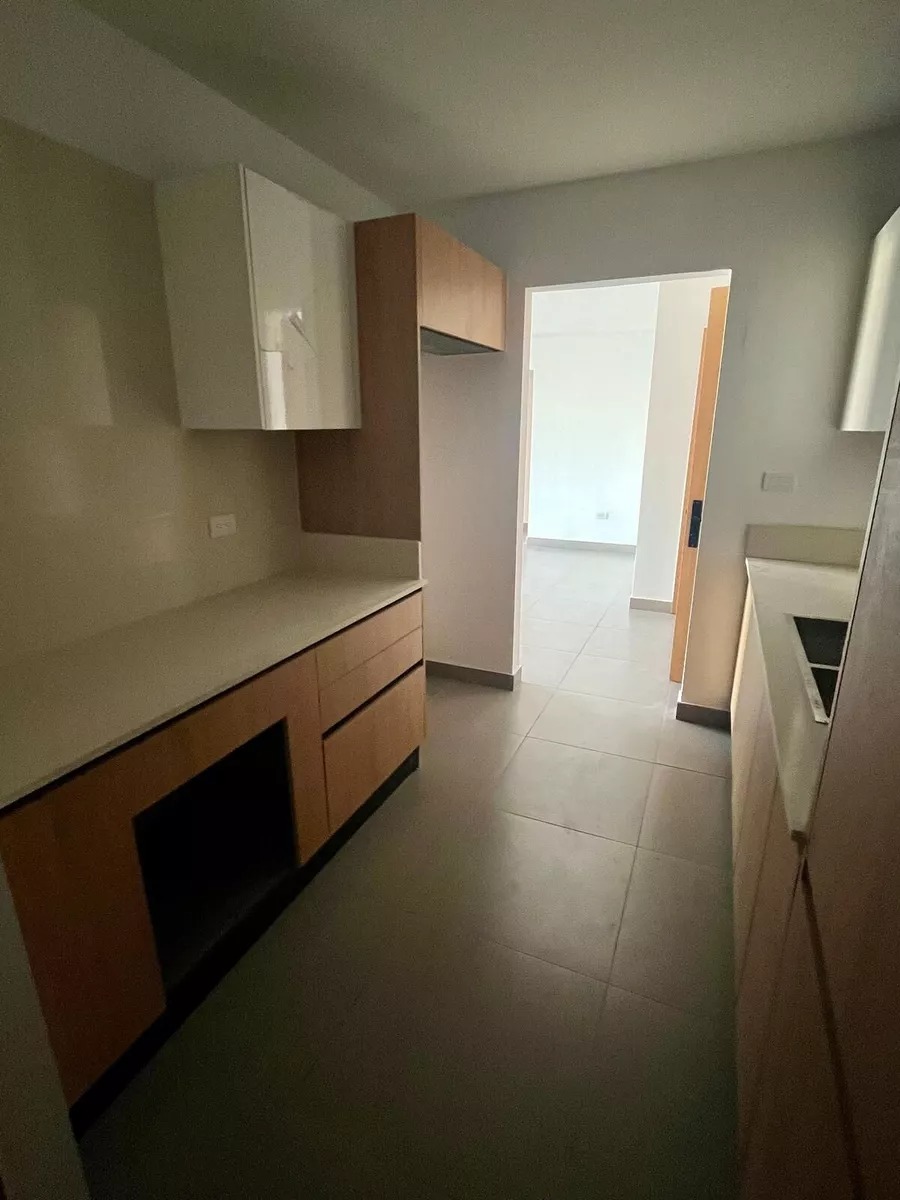 Apartamento en venta en Bella Vista en Torre de Lujo 3 Habitaciones Foto 7271989-9.jpg