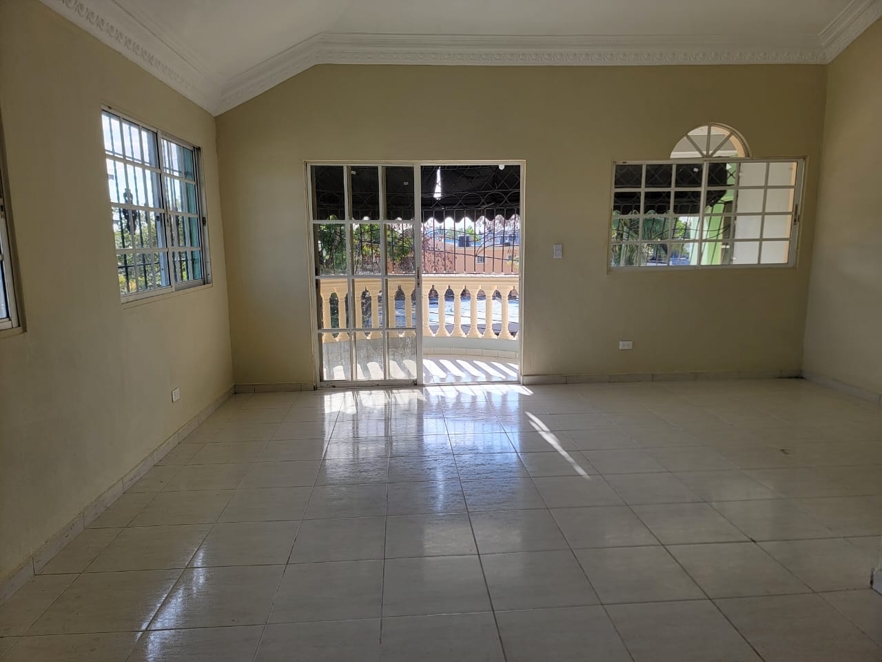 RENTO APARTAMENTO 3ER NIVEL 3 HAB 2 BAÑOS 1 PARQUEO PORTON ELECT...STO Foto 7272031-2.jpg