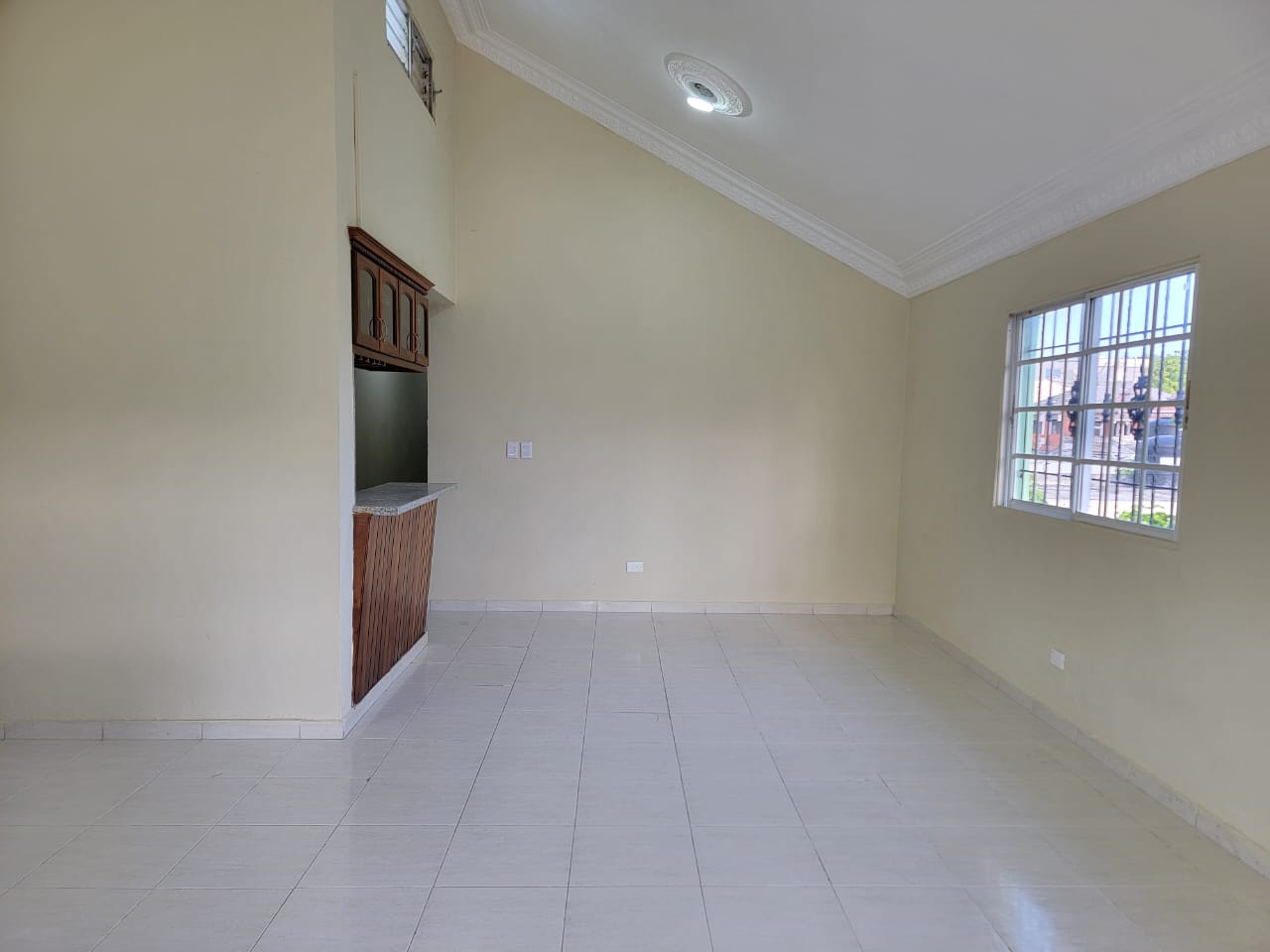 RENTO APARTAMENTO 3ER NIVEL 3 HAB 2 BAÑOS 1 PARQUEO PORTON ELECT...STO Foto 7272031-5.jpg