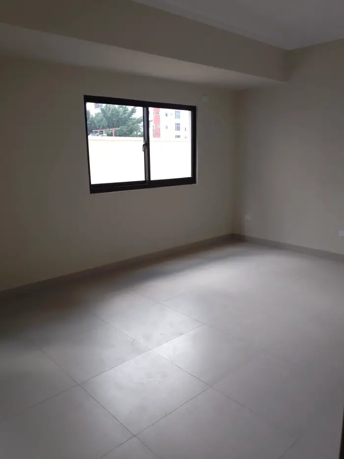 Apartamento de 2 Habitaciones Nuevo en Venta en Evaristo Morales Foto 7272242-7.jpg