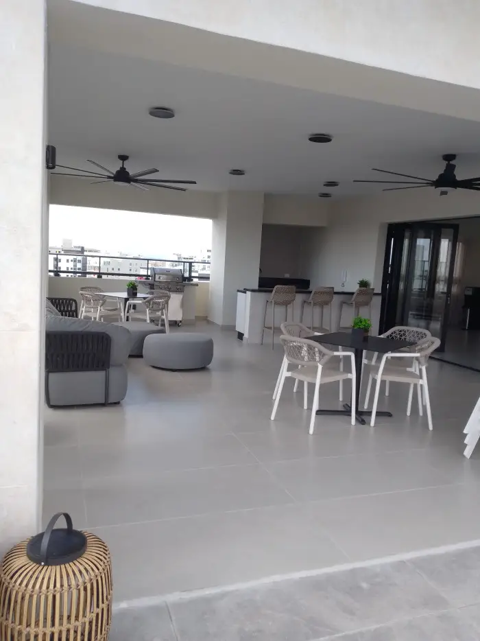 Apartamento de 2 Habitaciones Nuevo en Venta en Evaristo Morales Foto 7272242-9.jpg