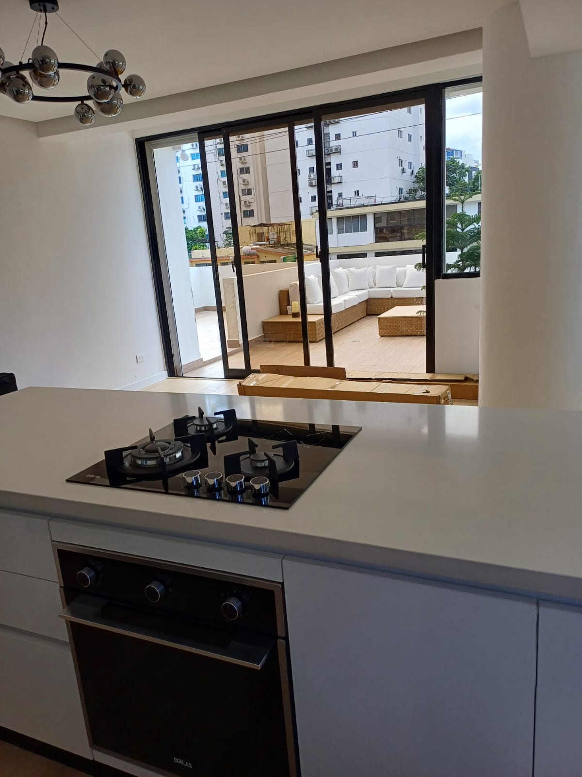 Se alquila hermoso apartamento a una esquina de Downtown Center  Foto 7272295-10.jpg