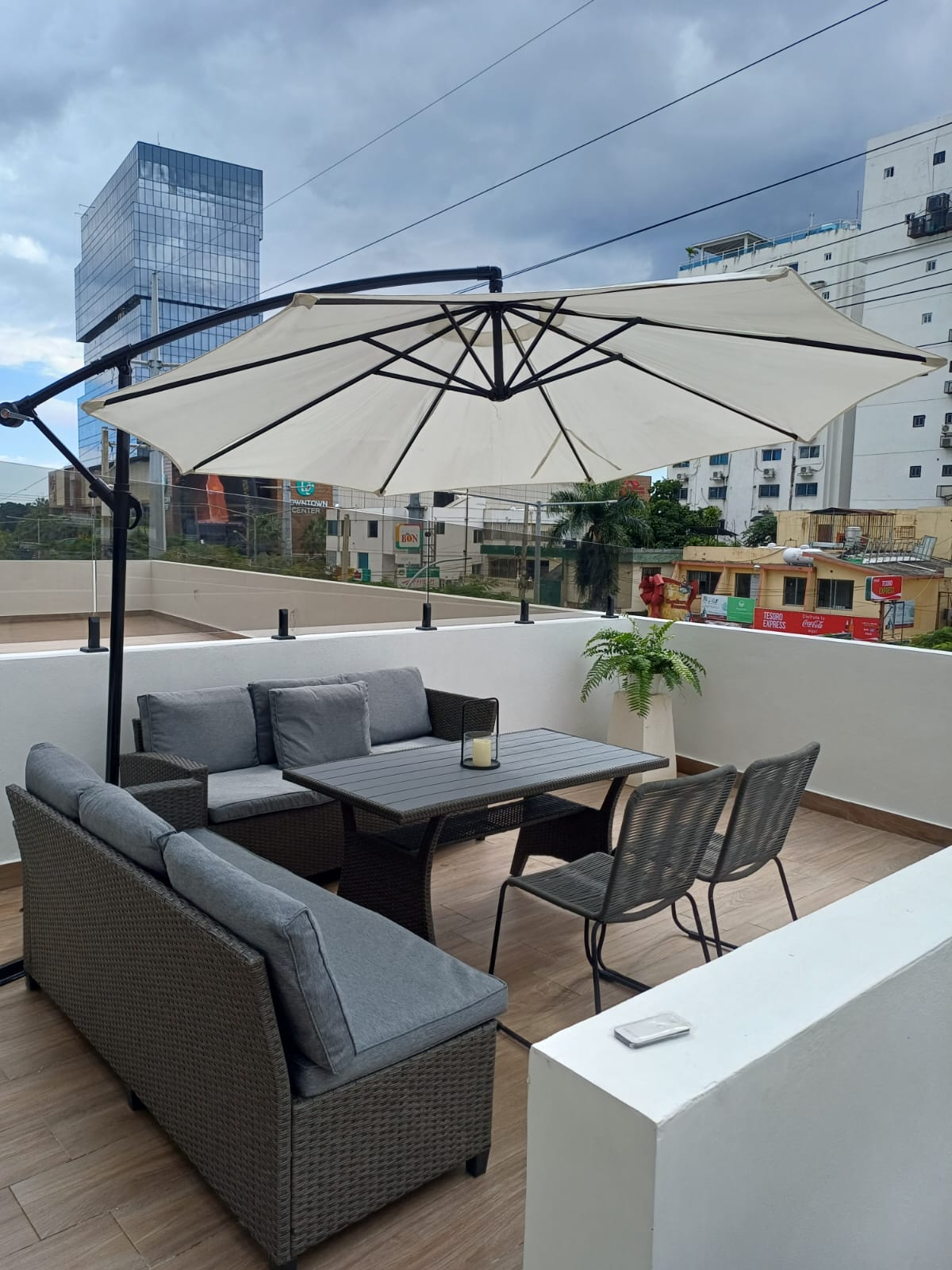 Se alquila hermoso apartamento a una esquina de Downtown Center  Foto 7272295-2.jpg