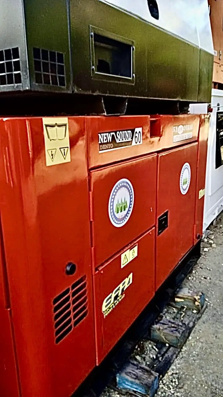 PLANTA ELÉCTRICA DENYO DE 60 KW CON MOTOR PERKINS SÚPER SILENCIOSA DIS Foto 7272348-3.jpg