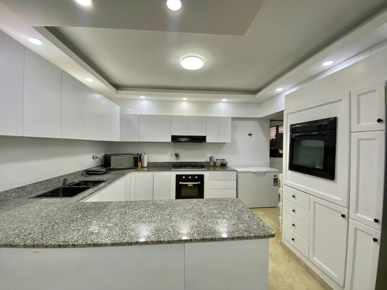 Apartamento de 4 Habitaciones en Venta en Cacicazgos. Foto 7272602-4.jpg