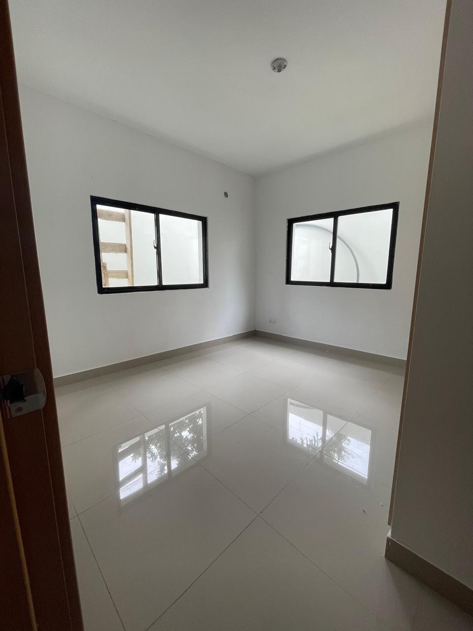 Apartamento de 2 Habitaciones en Venta en los Corales del Sur.  Foto 7272617-10.jpg