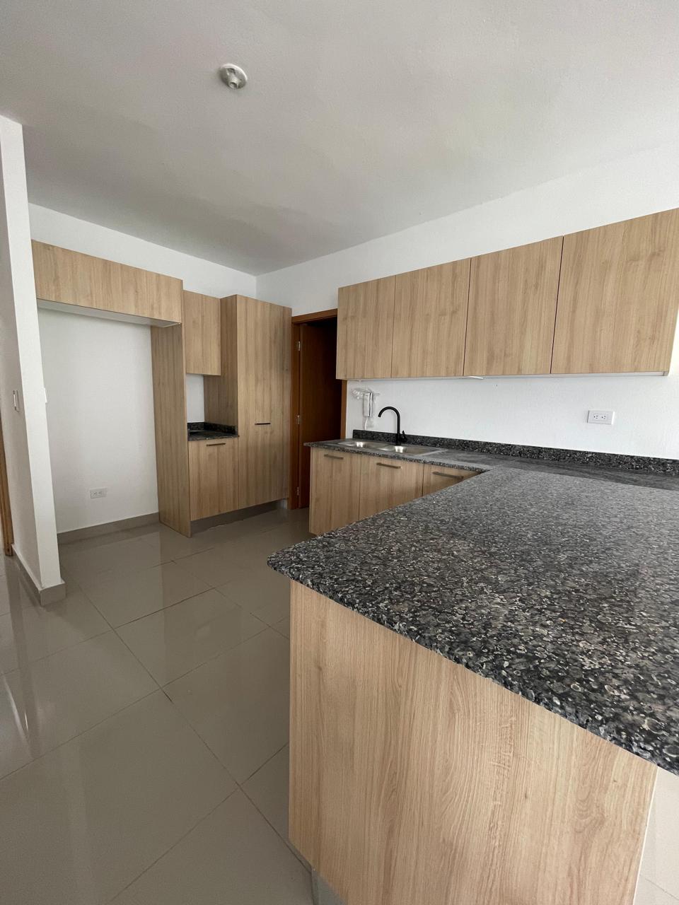 Apartamento de 2 Habitaciones en Venta en los Corales del Sur.  Foto 7272617-8.jpg