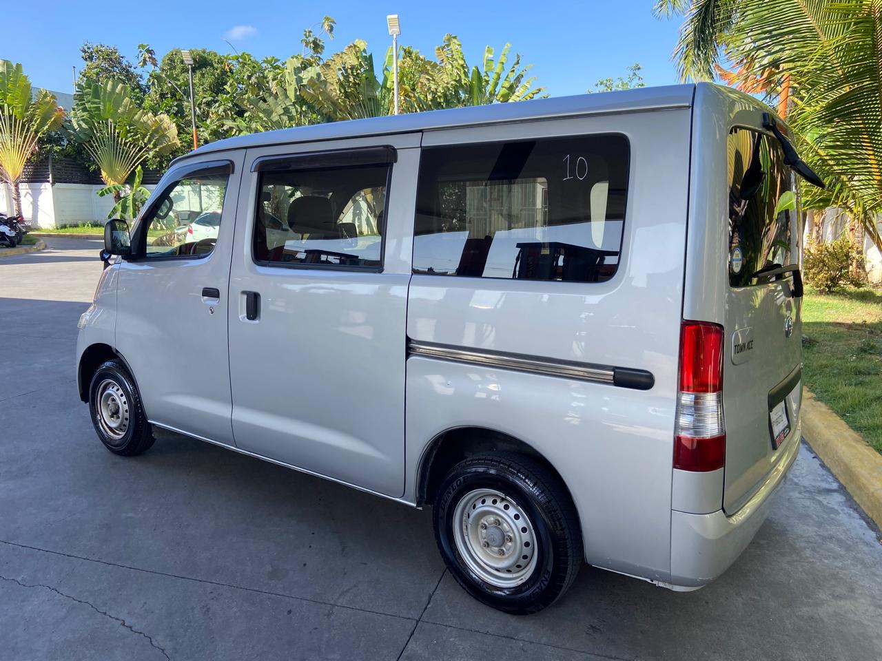 TOYOTA TOWNACE 2018  Foto 7272654-10.jpg