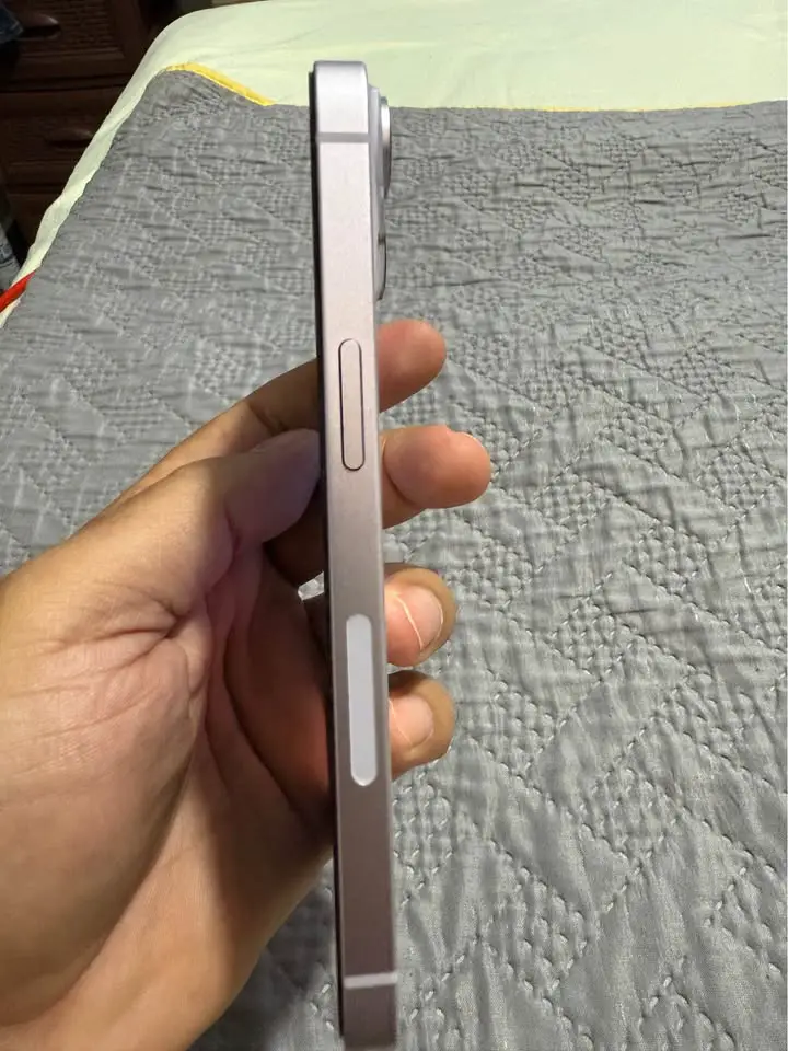 iPhone 14 Plus 128GB Purple  Foto 7272660-6.jpg